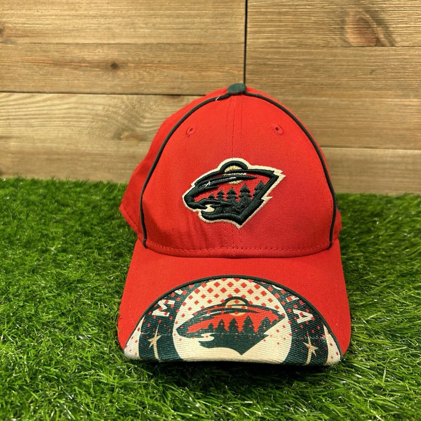 Minnesota Wild Hat Baseball Cap Youth Red Green Snapback New Era NHL Hockey