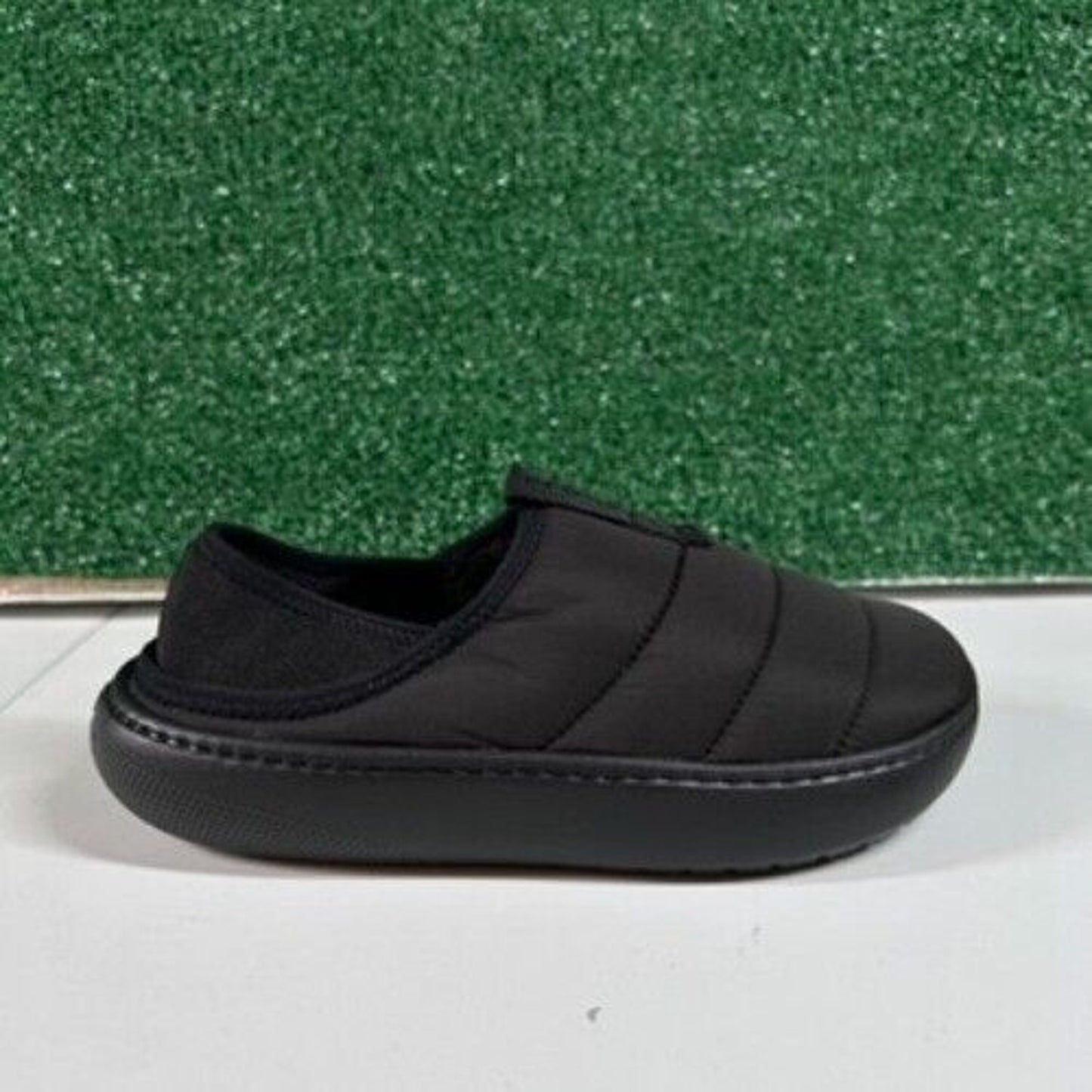 Crocs Classic Puff Mocs Black Slip On Casual Comfort Shoes Lined Womens 8 New