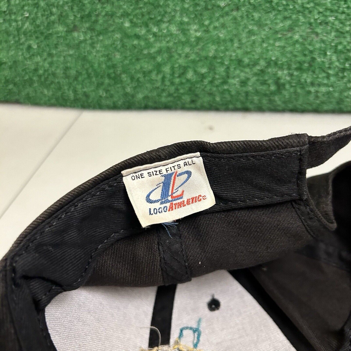 Vintage Logo Athletic Hat Cap Mens Strapback Black Super Bowl XXXII Adjustable