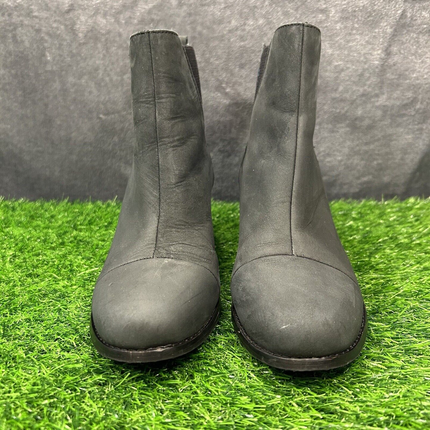 Toms Esme Boots Womens 9.5 Black Leather Ankle Booties Casual Block Heel Chelsea