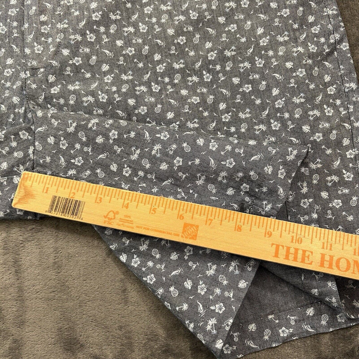 Izod Saltwater Shorts Men 42" Blue Dockside Classic Fit Pineapples Palm Tree NEW