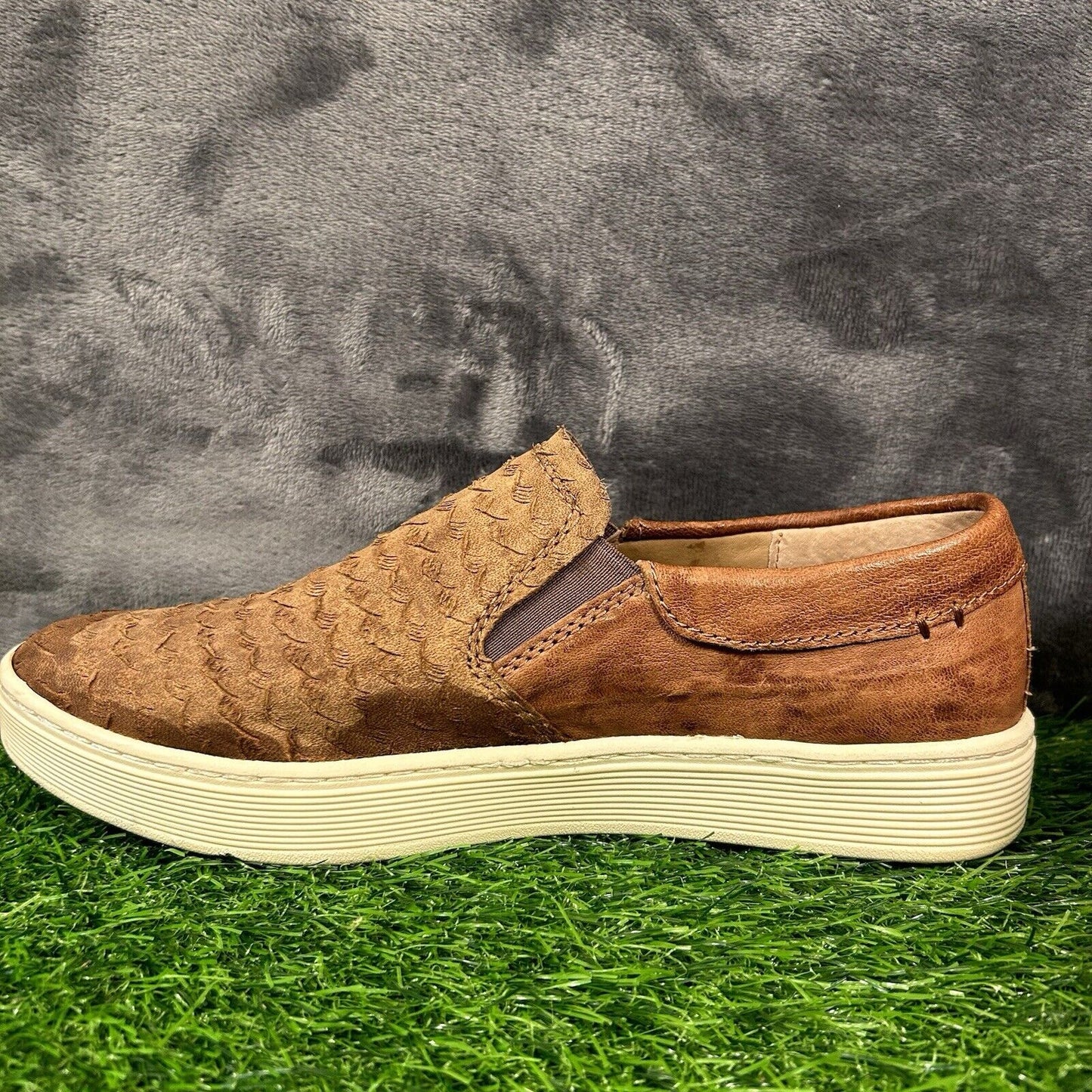 Sofft Somers III Womens 8.5 M Brown Leather Shoes Sneakers Slip On Casual Work