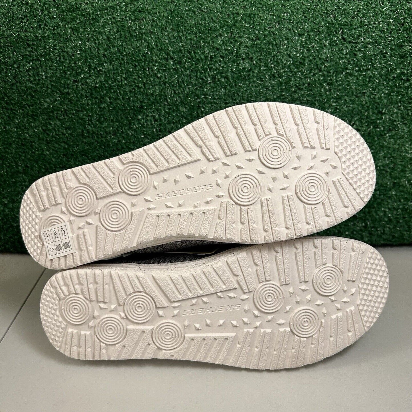 Skechers Melson Planon Mens 9 Gray Shoes Loafers Walking Comfort Slip On NEW