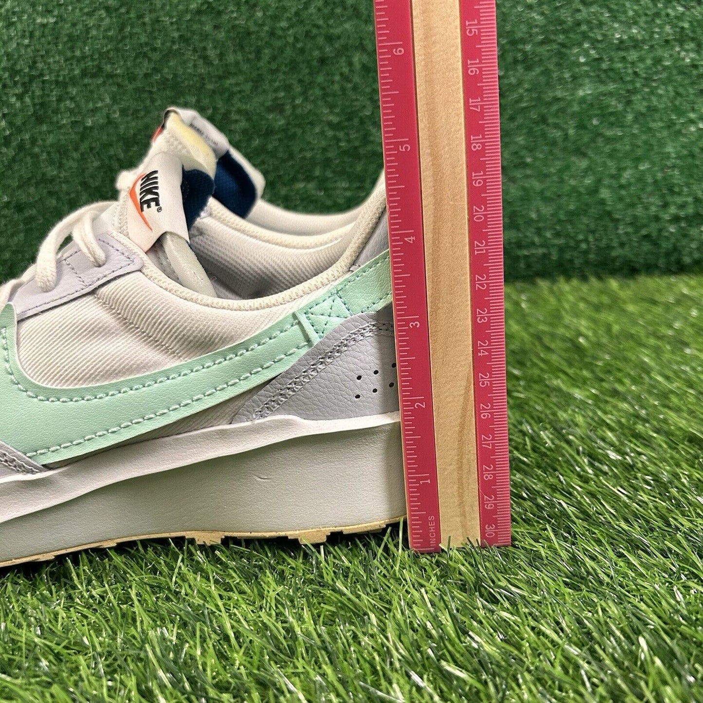 Nike Waffle Debut Mens 9.5 Blue White Leather Shoes Sneakers Casual Athletic NEW