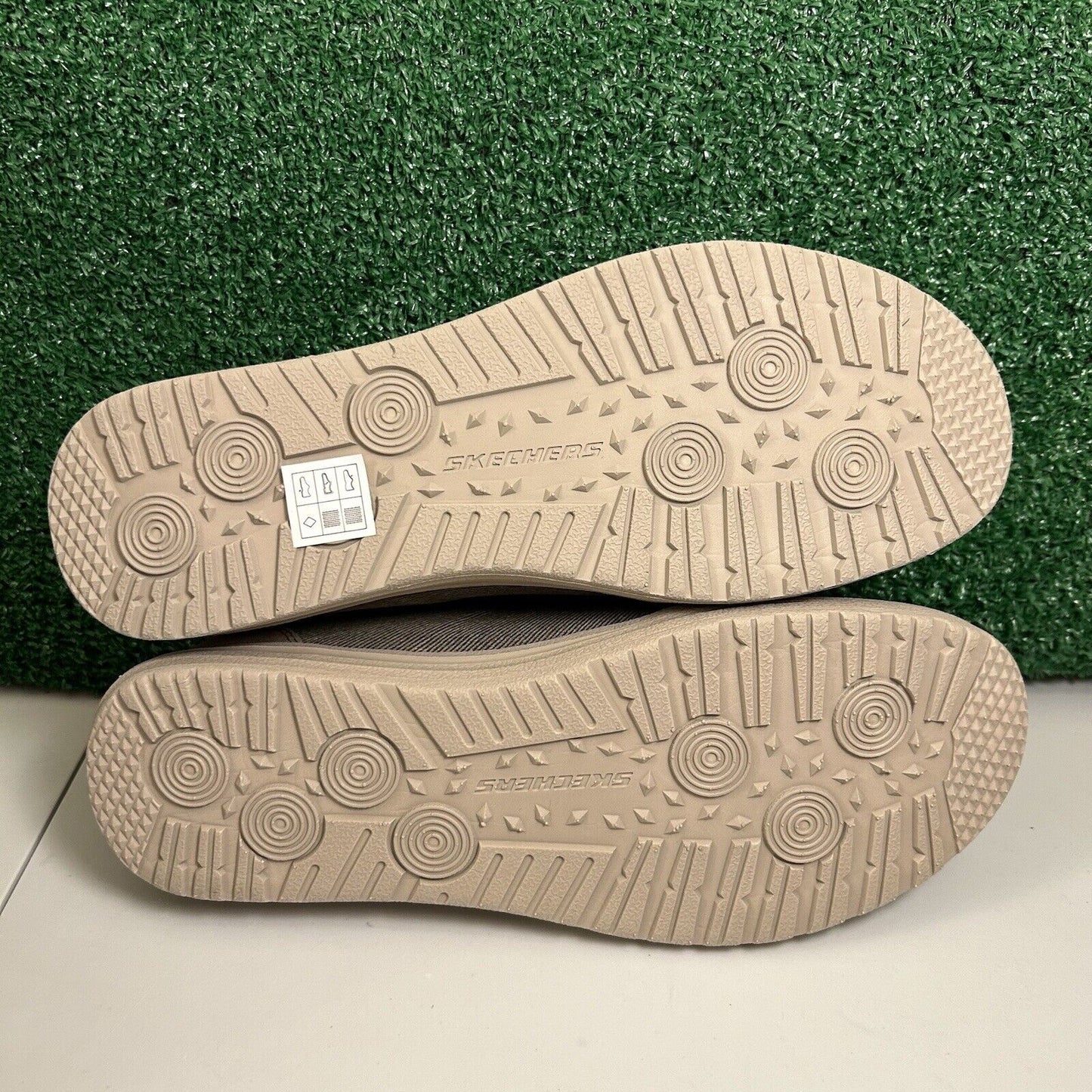 Skechers Melson Raymon Mens 11 Khaki Shoes Loafers Walking Comfort Slip On NEW