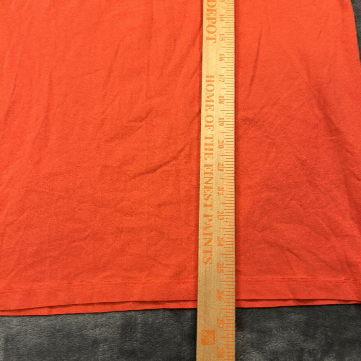 Kenneth Cole Shirt Mens Small Red Orange Short Sleeve Casual T-shirt V-neck