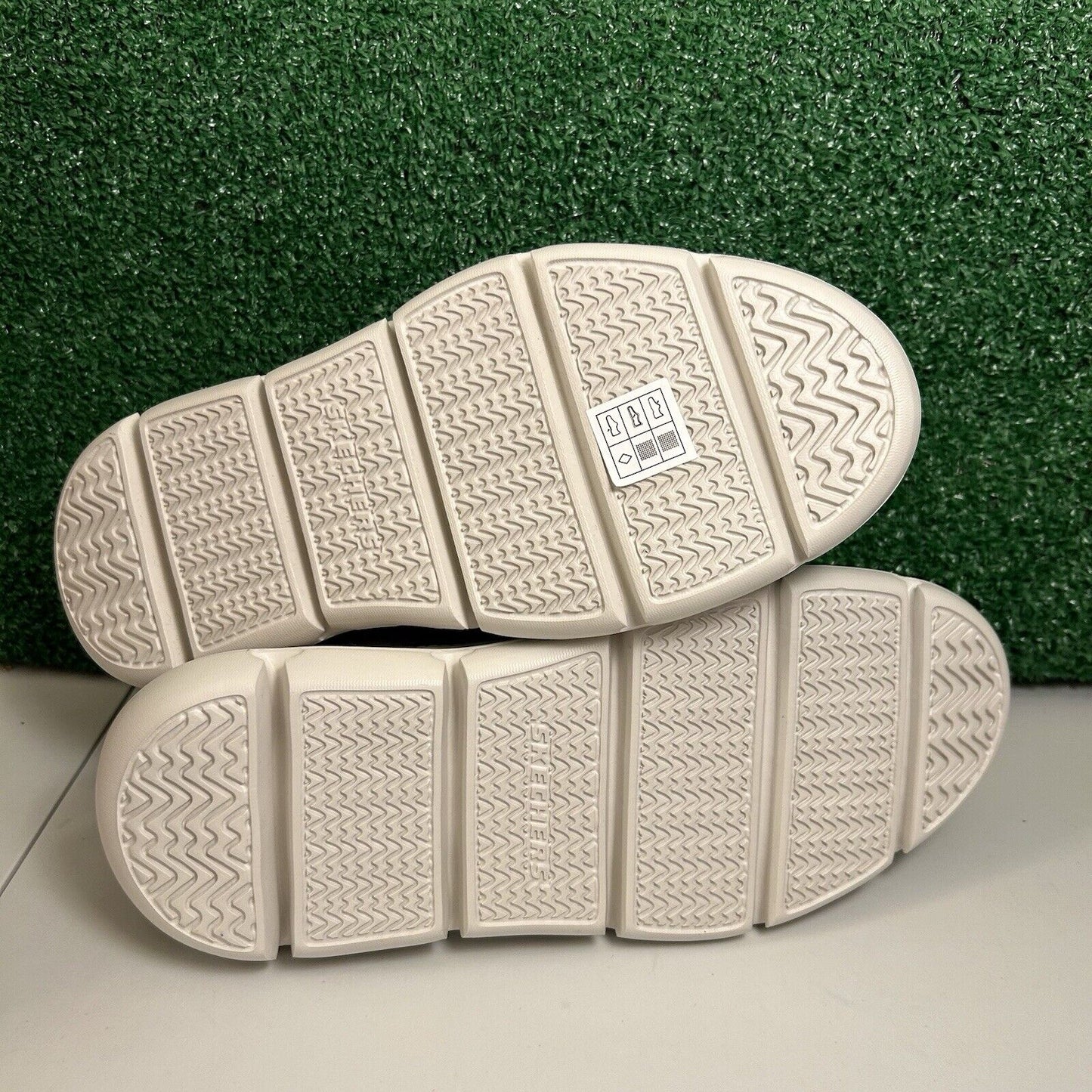 Skechers Garza Romano Mens 8 Light Brown Shoes Sneaker Athletic Comfort NEW