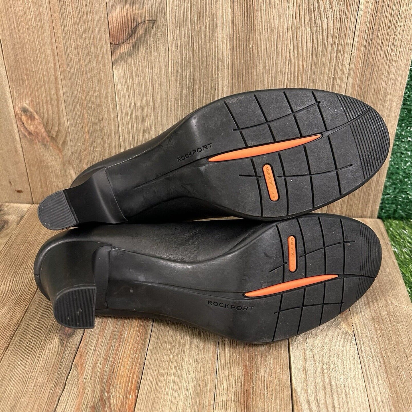 Rockport Total Motion Heels Womens 10 M Black Pumps Leather Slip On Comfort