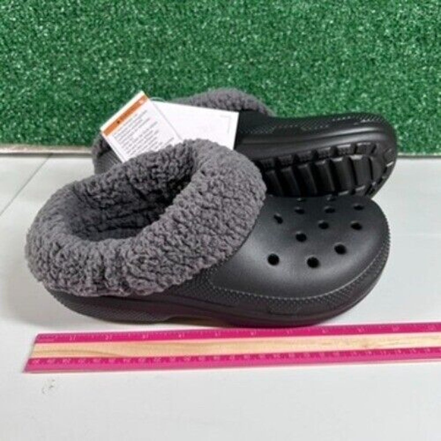 Crocs Classic Blitzen IV Lined Clog Fuzzy Fur Slip On Comfort Black Womens 8 New