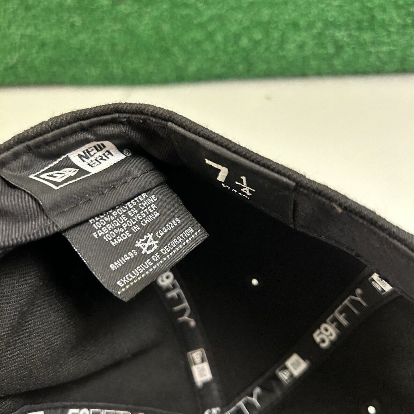 Minnesota Wild Hat Cap Mens 7 1/4 Black White New Era NHL Hockey Fitted Logo