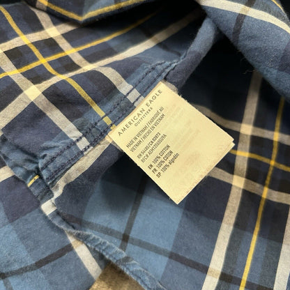American Eagle Shirt Mens Medium Blue White Plaid Button Up Long Sleeve Outdoor