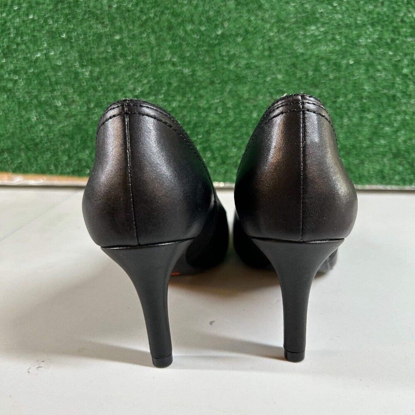 Rockport Pointed Toe Pumps Classic Stiletto Heel Career Leather Shoes Womens 5