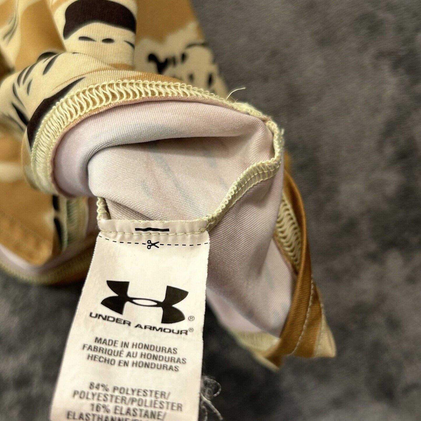 Under Armour Marvel Shirt Mens Medium Brown Black Camo Compression Heatgear Gym