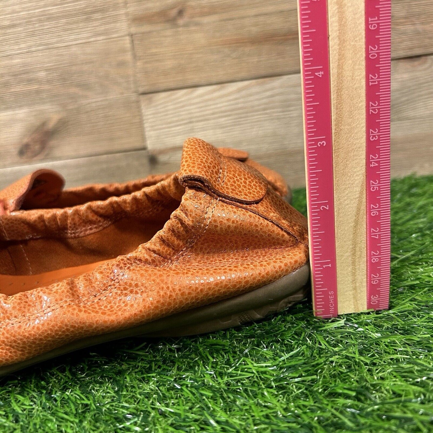 Hush Puppies Ceil Flats Womens 9 M Orange Pebbled Leather Casual Comfort Elastic