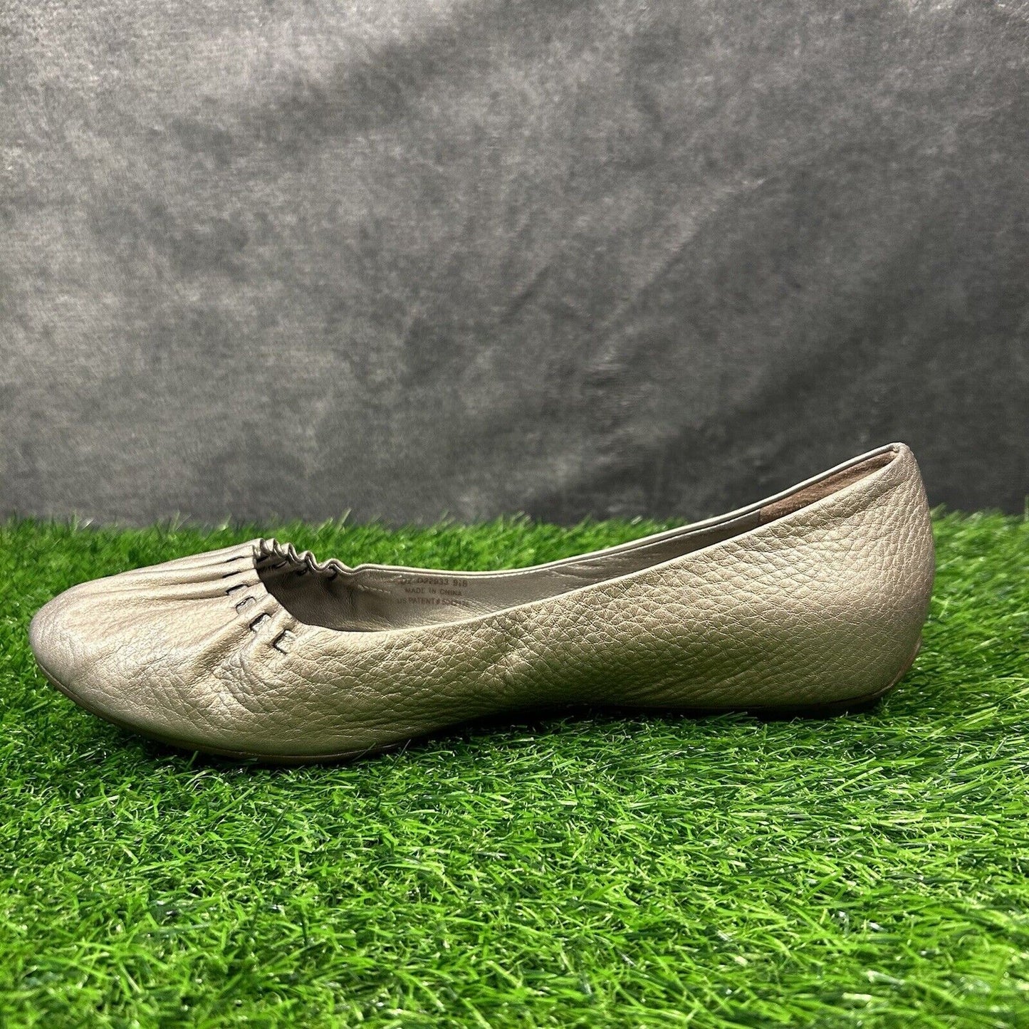 Cole Haan Loafer Womens 9.5 B Silver Shoes Flats Leather Slip On Casual Ballet