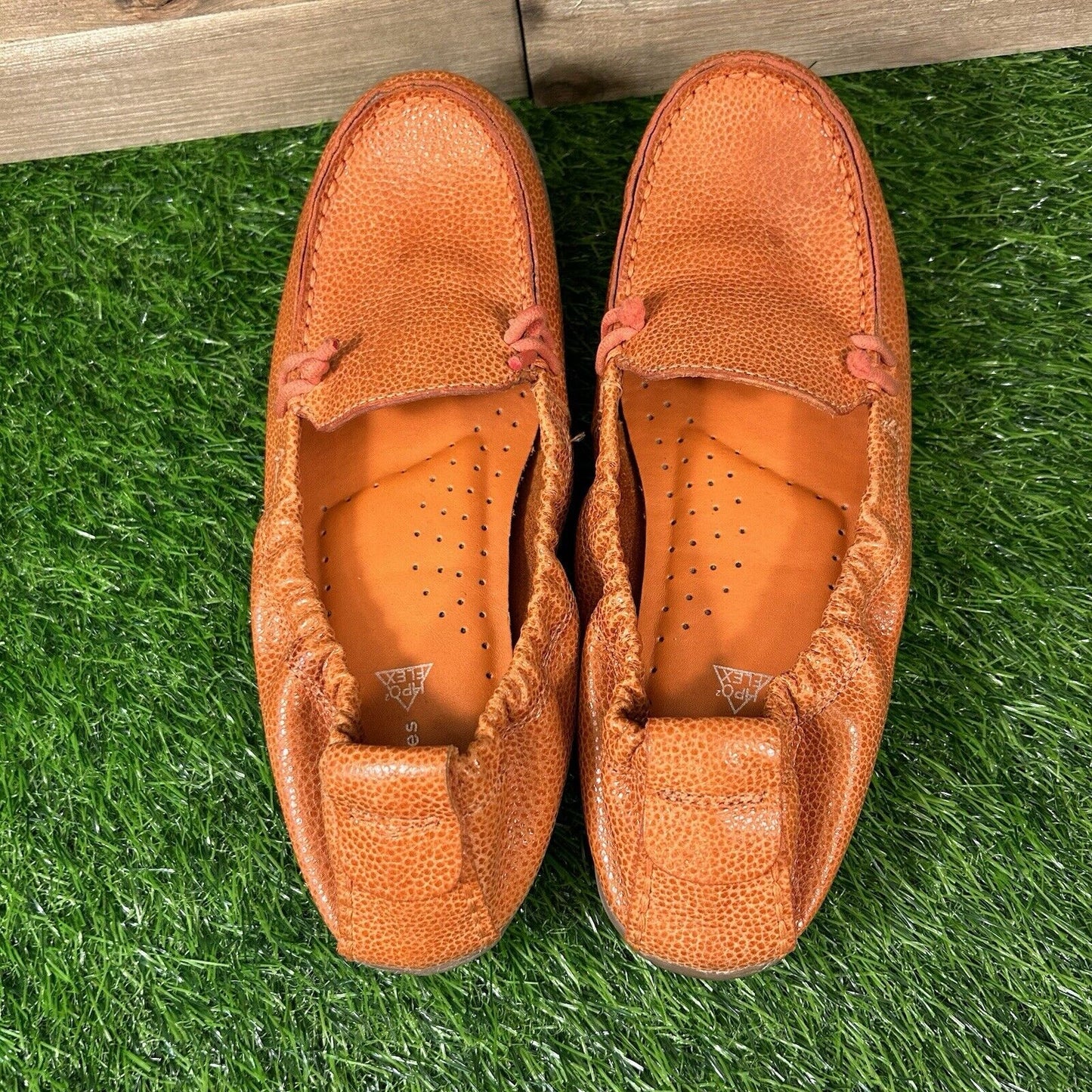 Hush Puppies Ceil Flats Womens 9 M Orange Pebbled Leather Casual Comfort Elastic