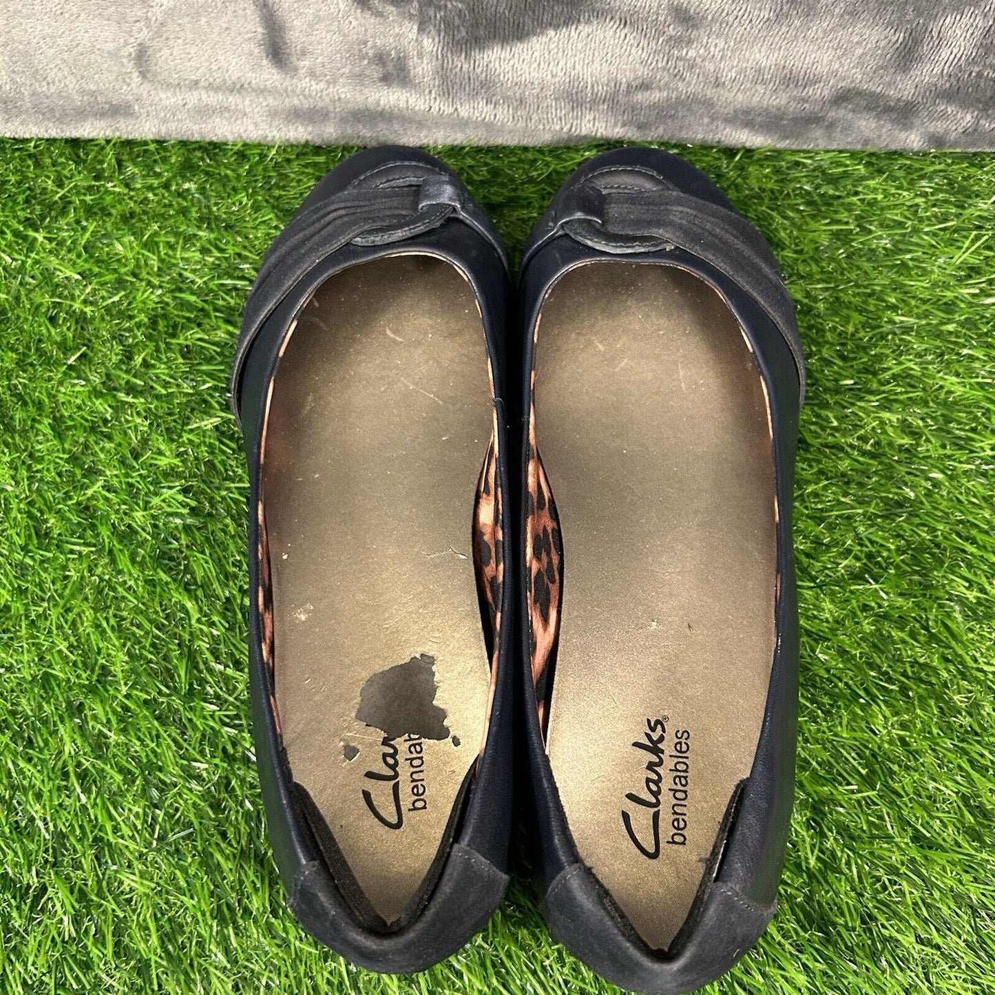 Clarks Bendables Flats Womens 7 W Blue Leather Shoes Slip On Casual Comfort