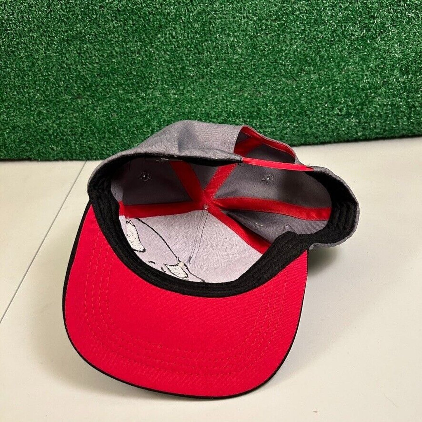 Disney Nightmare Before Christmas Hat Cap Mens Snapback Gray Black Skeleton