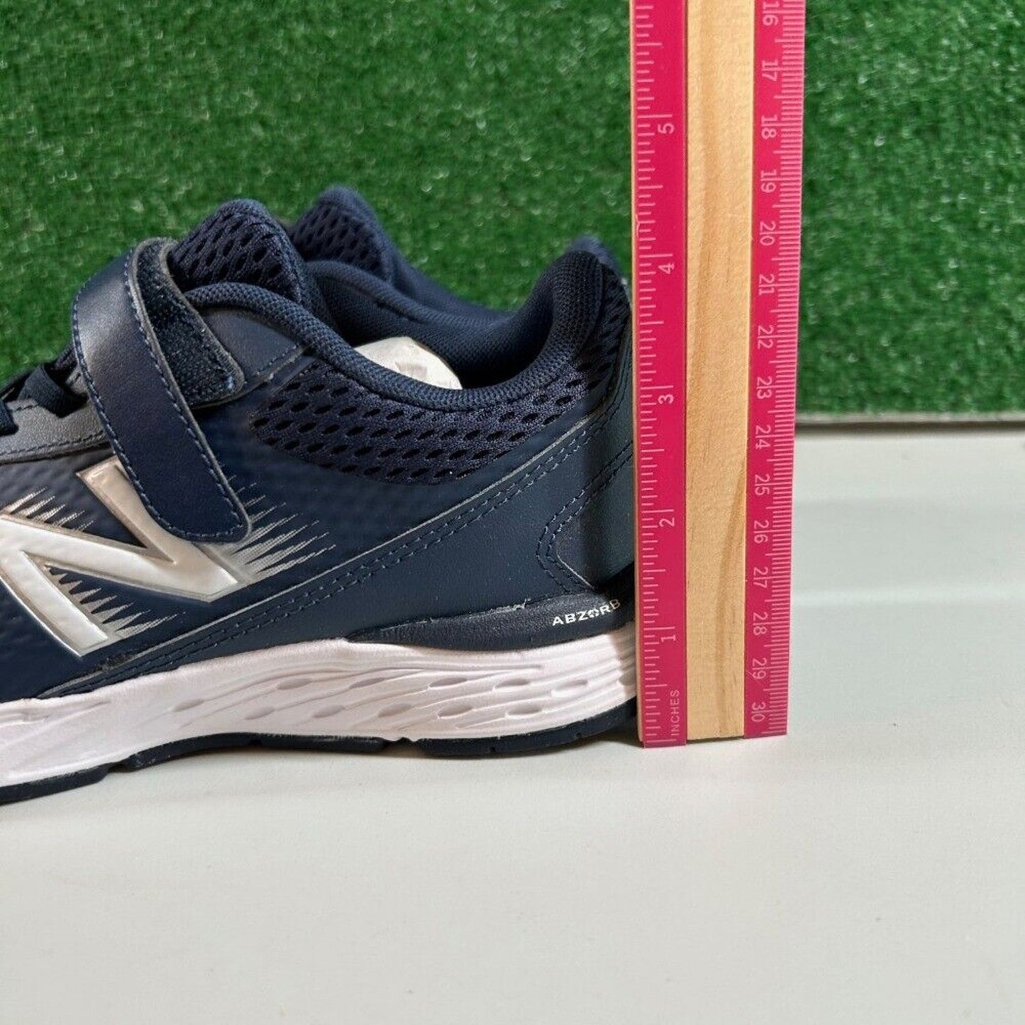 New Balance 680v6 Hook & Loop Navy Blue Running Athletic Shoes Sneakers Kids 6.5
