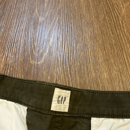 Gap Essential Khaki Chino Shorts Mens 40" Green Comfort Casual 9" Inseam NEW