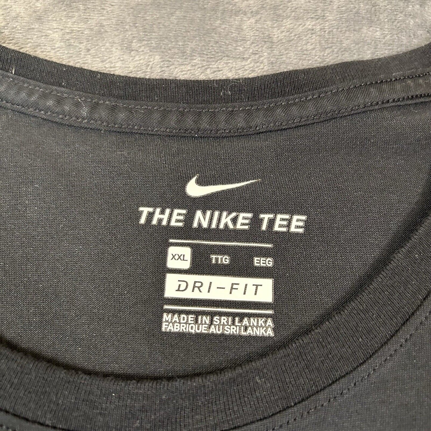 Nike Shirt Mens XXL 2XL Black Short Sleeve Athletic T-Shirt Running Training