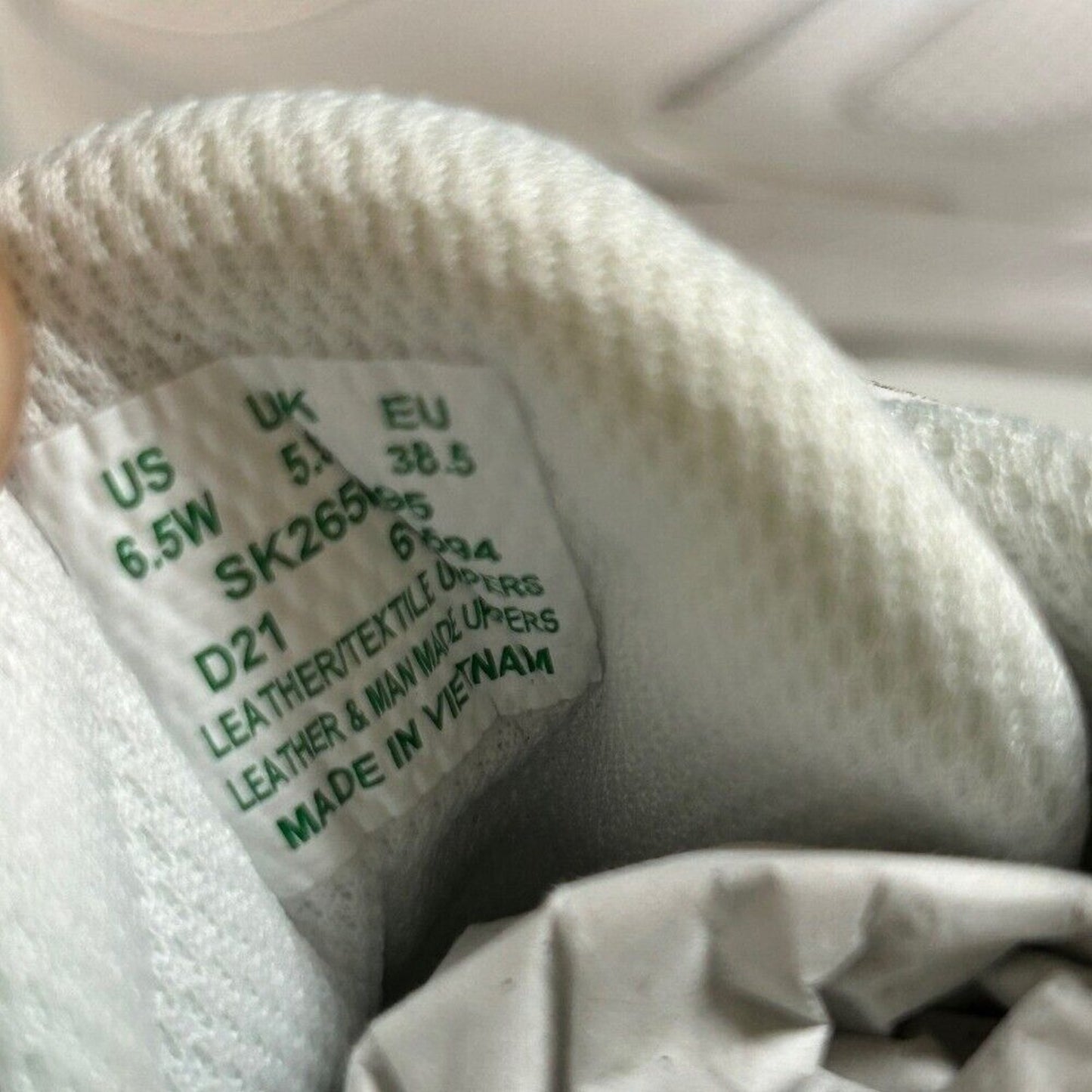 Saucony Cohesion 14 Hook & Loop White Sneakers Athletic Shoes Kids Size 6.5Y