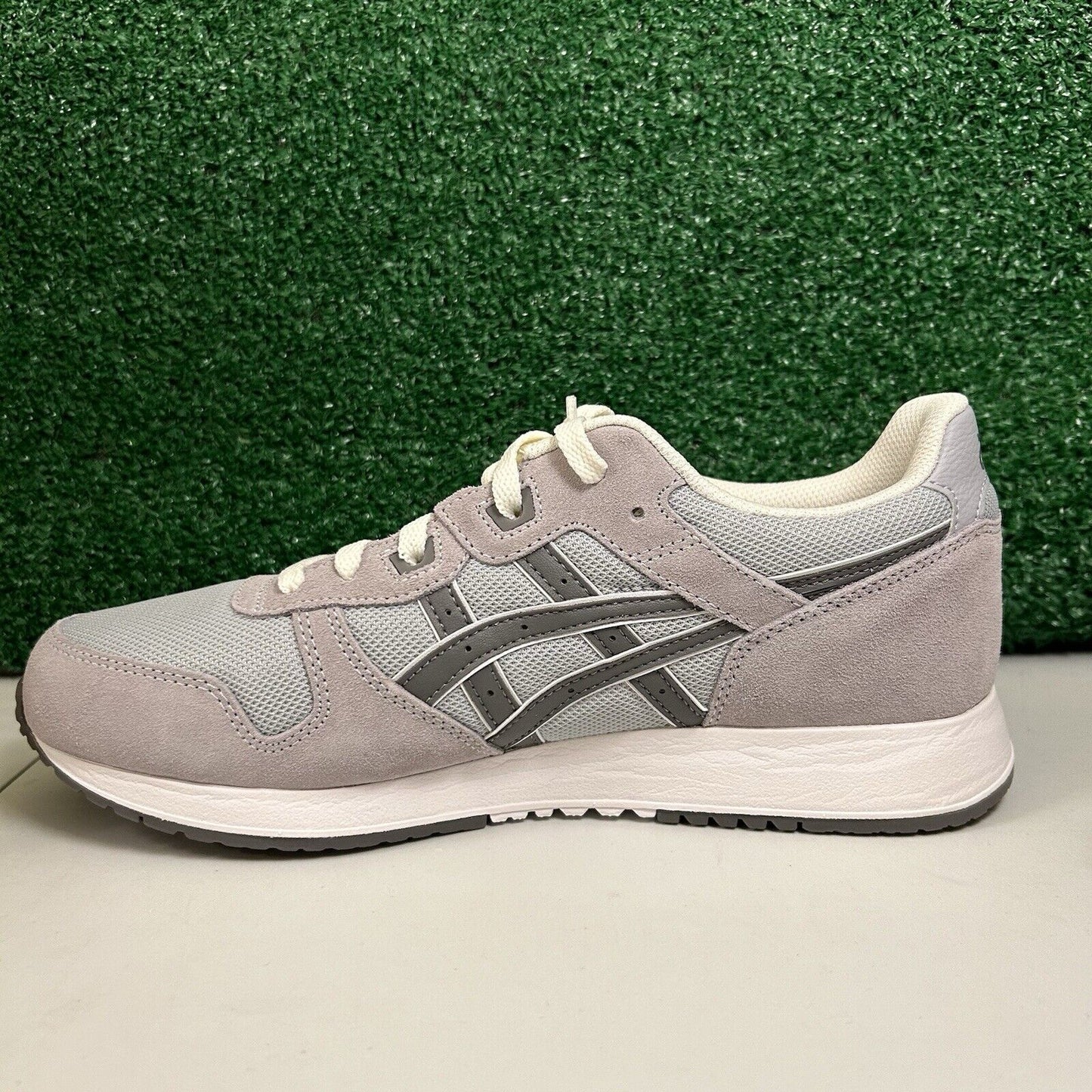 Asics Lyte Classic Mens 9 Gray Shoes Sneaker Athletic Suede Casual Comfort NEW