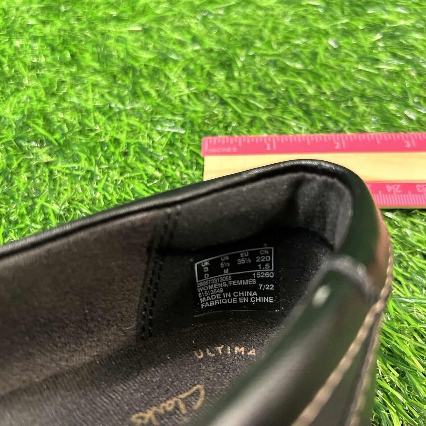 Clarks Ashland Bubble Loafers Womens 5.5 M Black Leather Shoes Comfort Tasseled