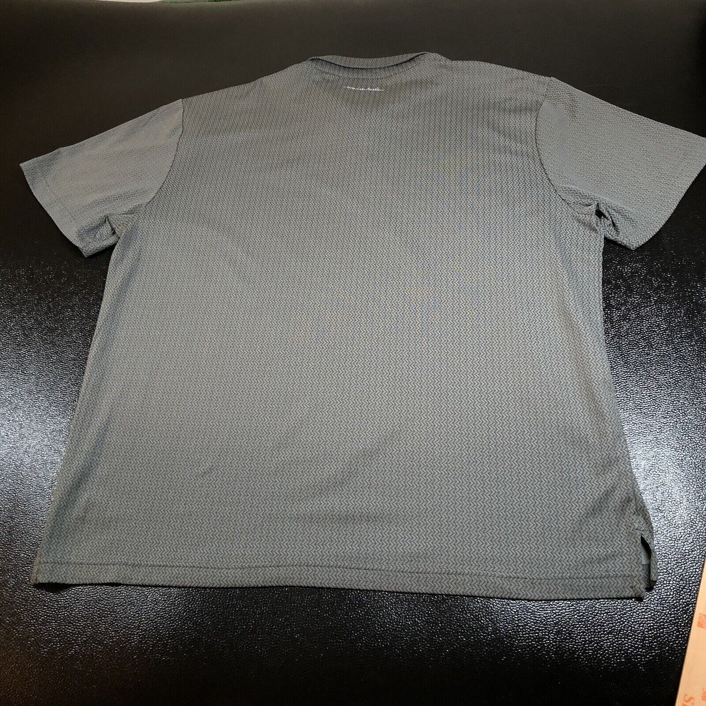 Travis Mathew Polo Shirt Mens XXL 2XL Gray Geometric Golf Athletic Short Sleeve