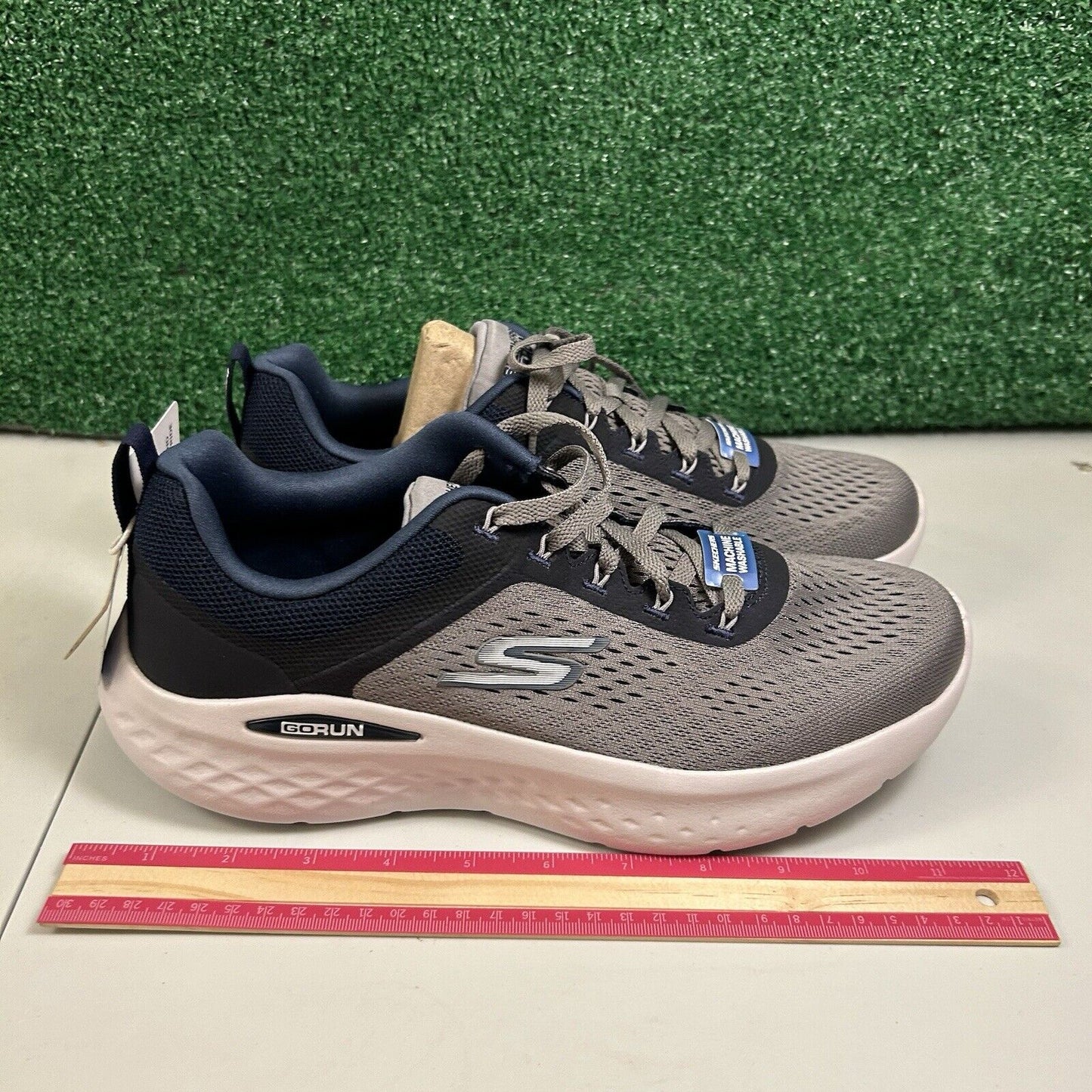 Skechers Go Run Lite Mens 9.5 Gray Navy Shoes Sneaker Athletic Comfort NEW