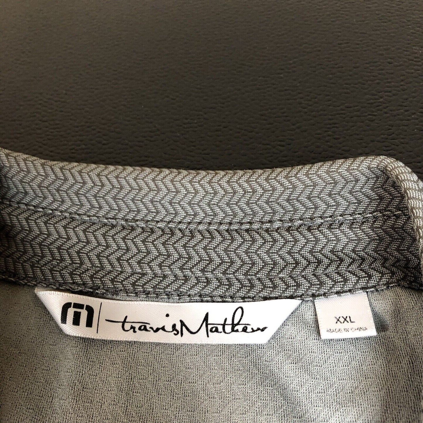 Travis Mathew Polo Shirt Mens XXL 2XL Gray Geometric Golf Athletic Short Sleeve