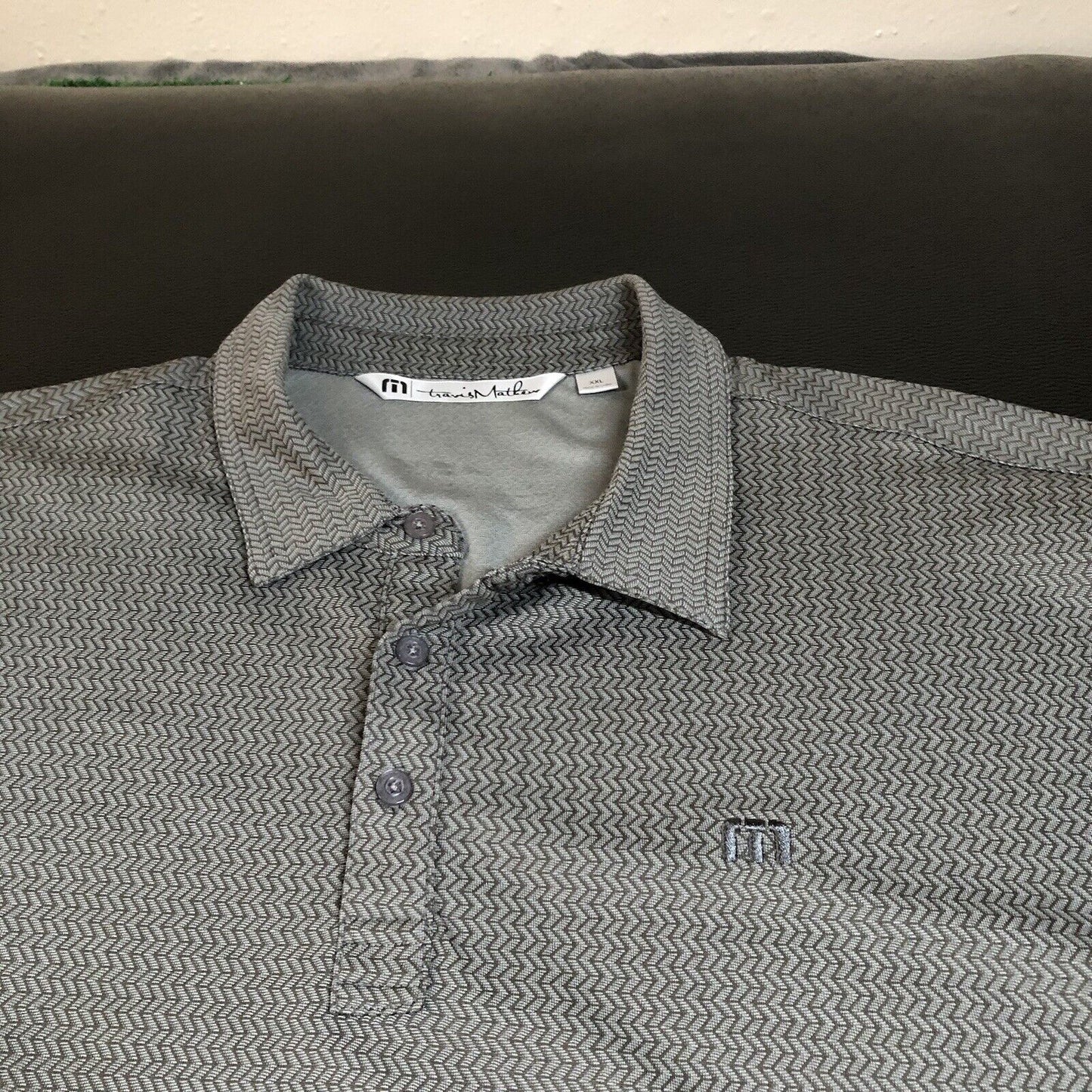 Travis Mathew Polo Shirt Mens XXL 2XL Gray Geometric Golf Athletic Short Sleeve