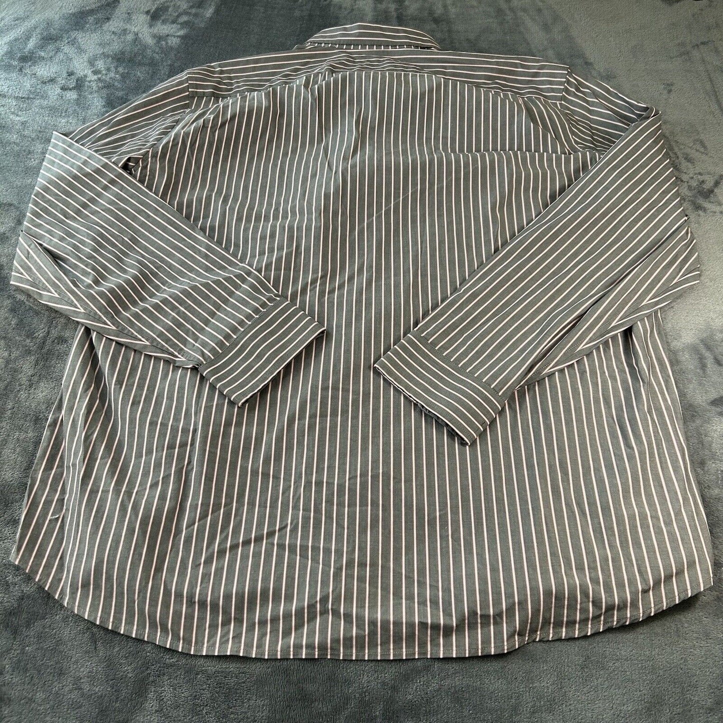 Gap Shirt Mens XXL 2XL Pink Gray Striped Button Up Long Sleeve Work Colorful