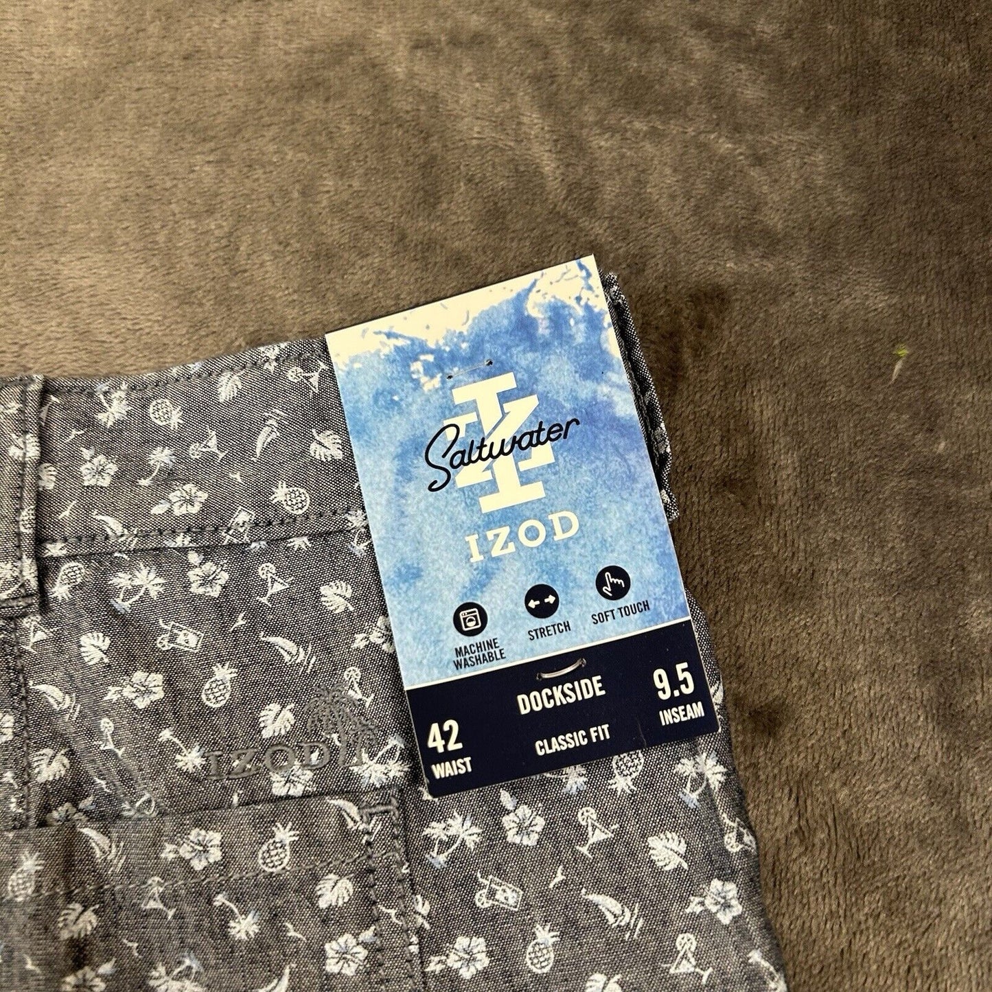 Izod Saltwater Shorts Men 42" Blue Dockside Classic Fit Pineapples Palm Tree NEW