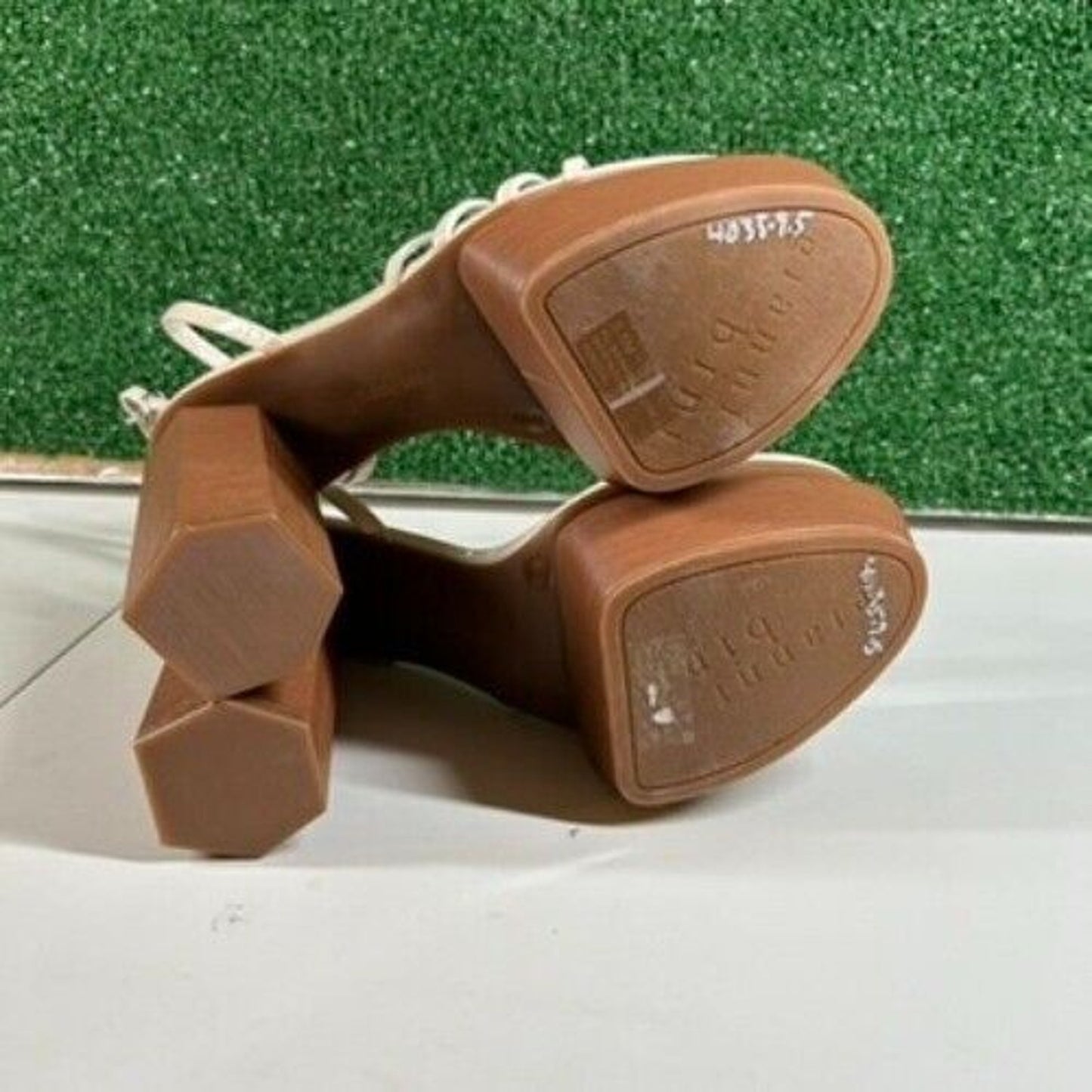 Gianni Bini Parrish Platform Sandals Ankle Strap Chunky Heel Beige Womens 9.5 M