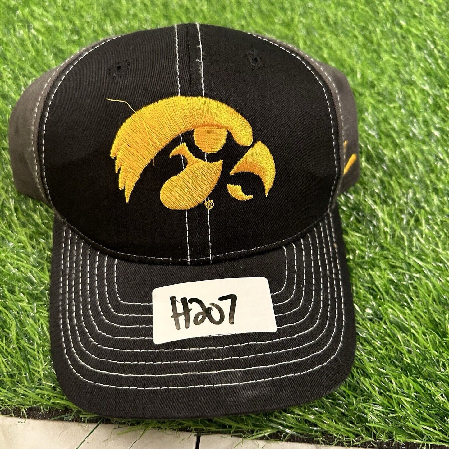 Iowa Hawkeyes Hat Cap Mens Black Gray Strapback College Zephyr Embroidered