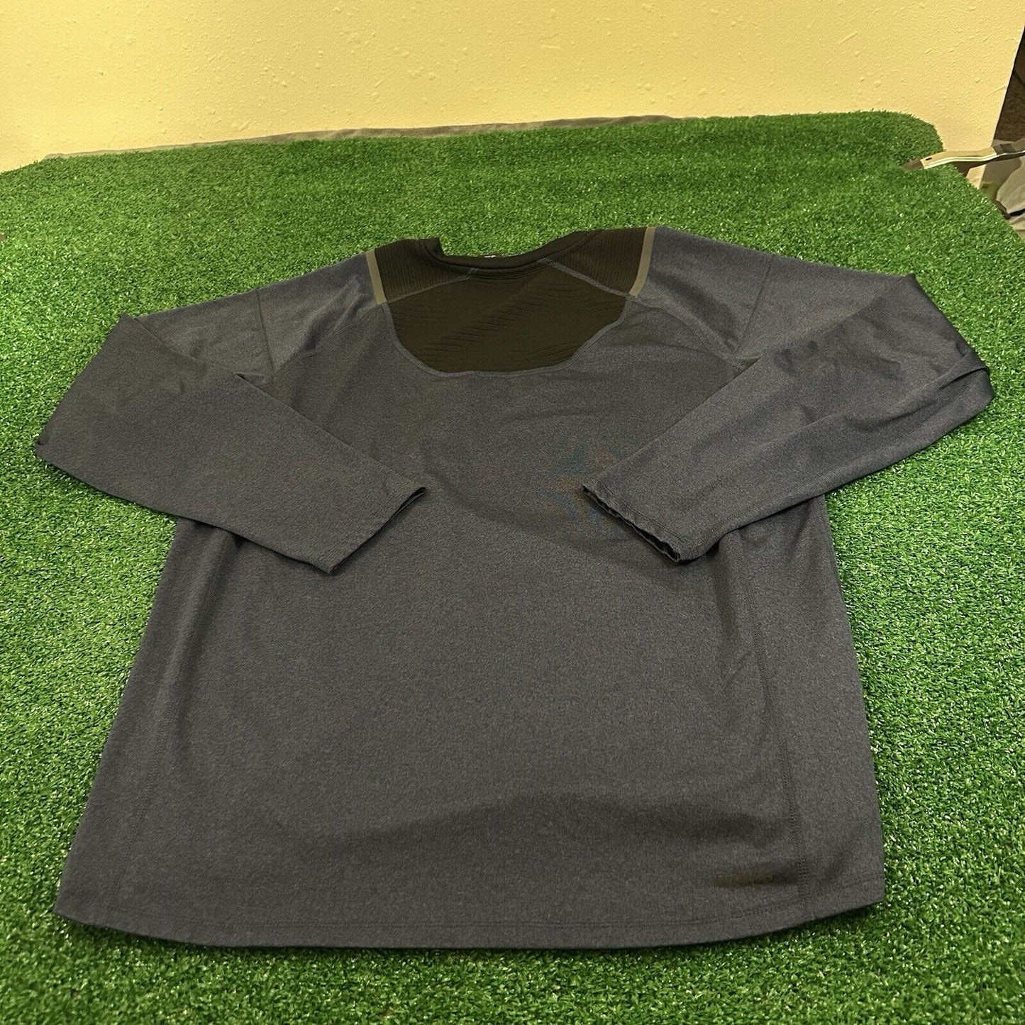 Spyder Active Shirt Mens Large Navy Long Sleeve Athletic Stretch Running Outdoor