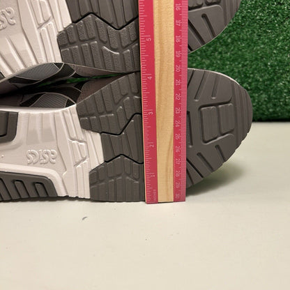 Asics Lyte Classic Mens 9 Gray Shoes Sneaker Athletic Suede Casual Comfort NEW