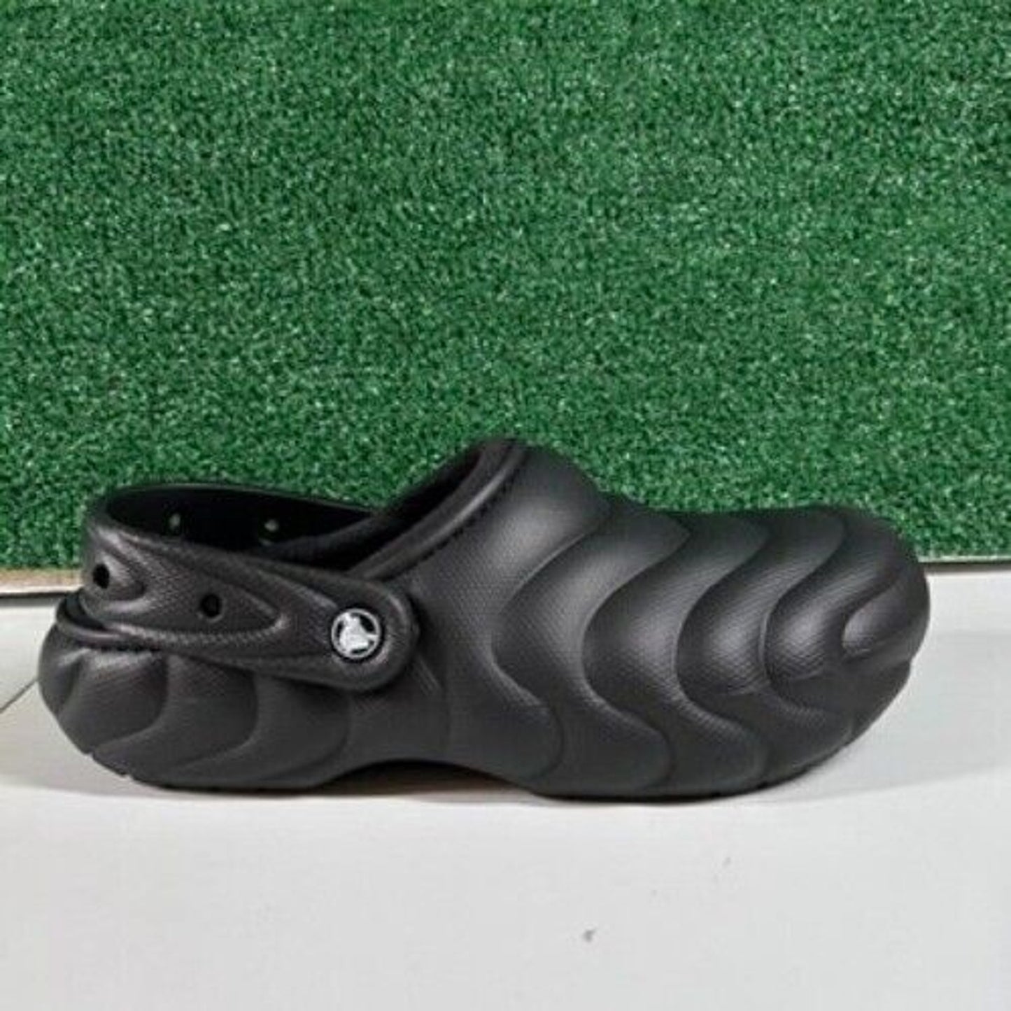 Crocs Classic Lined Overpuff Clogs Comfort Slip On Casual Black Mens 10 New