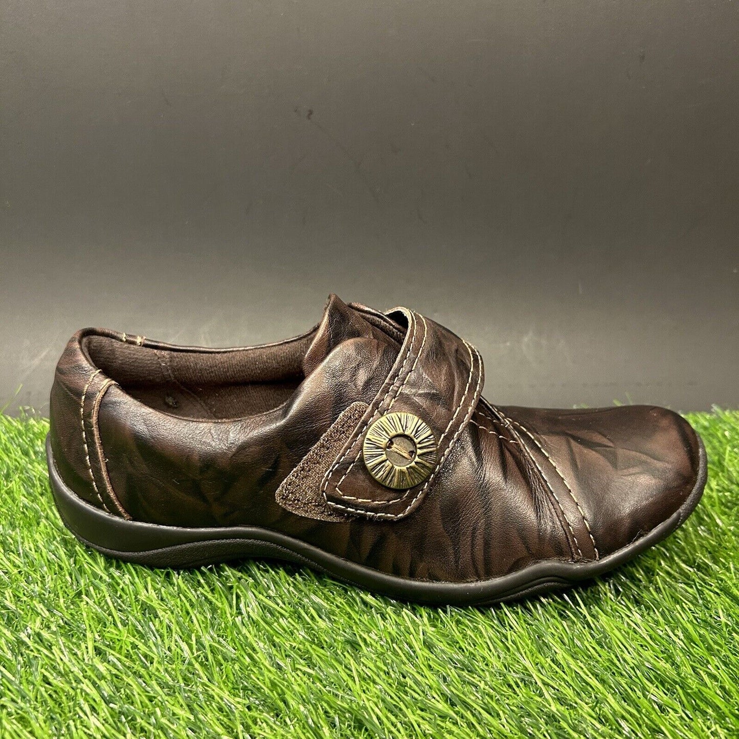 Clarks Artisan Shoes Womens 7 M Brown Black Loafer Flats Leather Slip On Strap