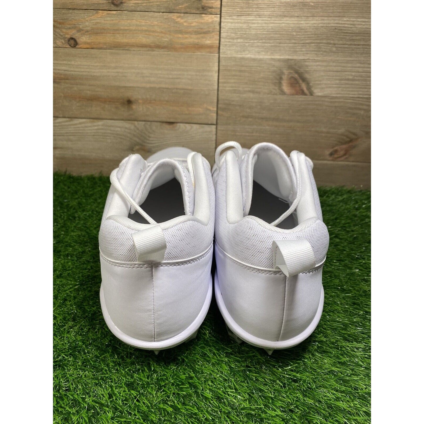 Nike Alpha Menace Pro 2 Mens Size 16 Low White Football Cleats CV6477-100 NEW