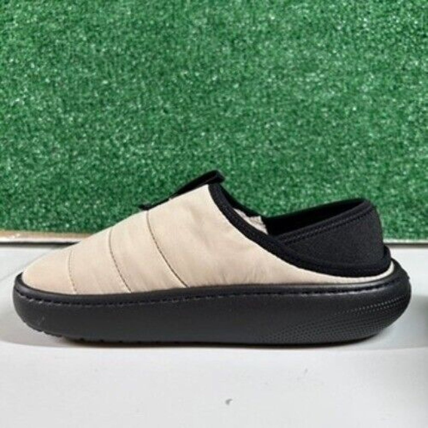 Crocs Classic Puff Mocs Beige Black Slip On Casual Comfort Shoes Womens 6 New