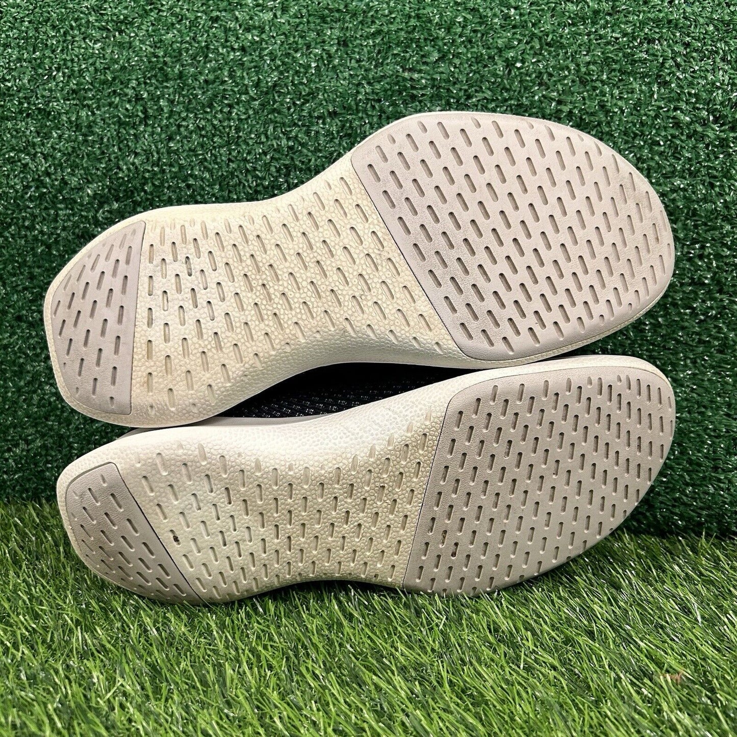 Allbirds Tree Dashers Women 10.5 Black Beige Shoes Sneaker Athletic Running