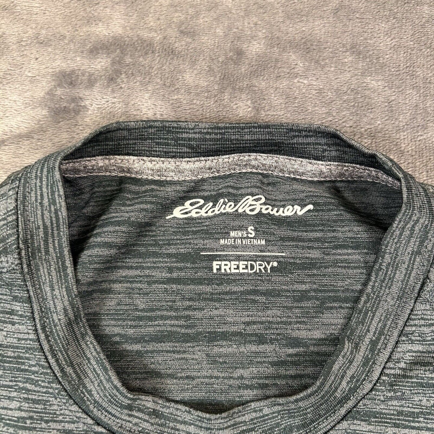 Eddie Bauer Freedry Shirt Mens Small Green Long Sleeve Athletic Running Casual