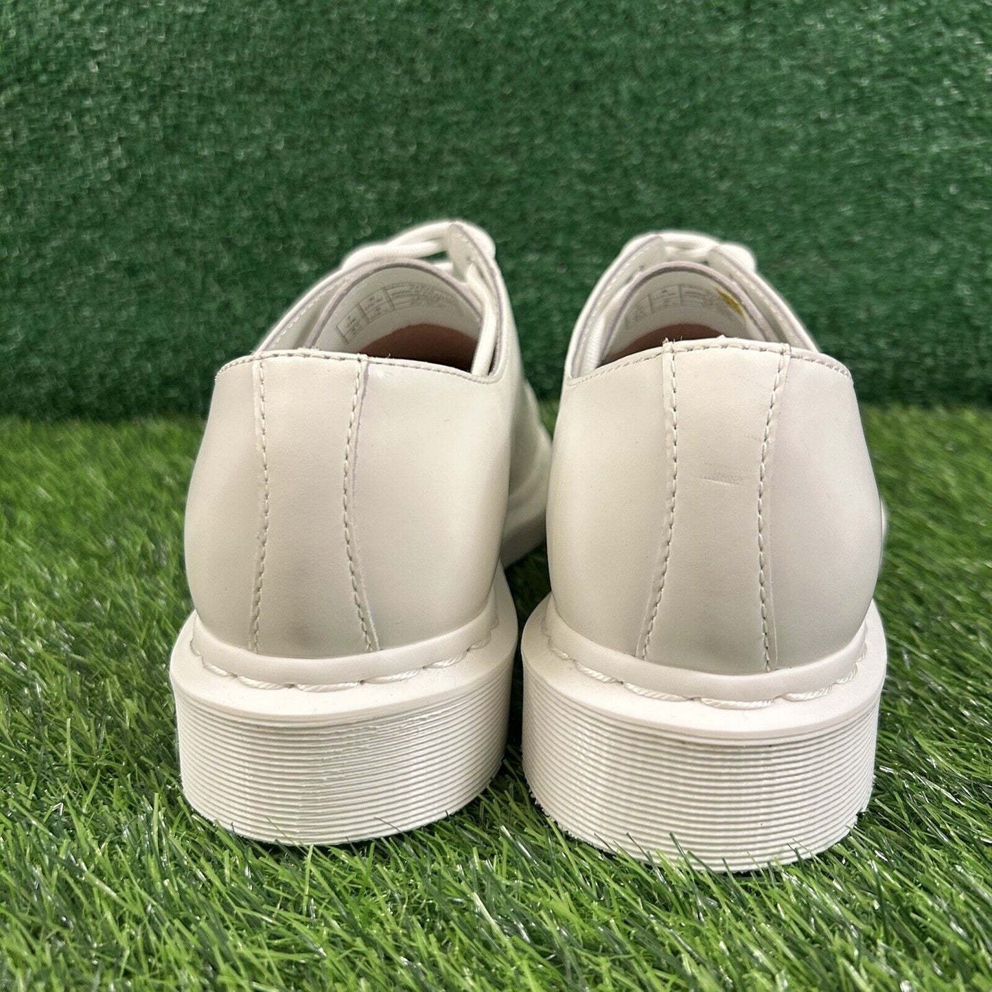 Dr Martens Oxford Pride Womens 9 White Leather Shoes Lace Up 27522 Preppy New