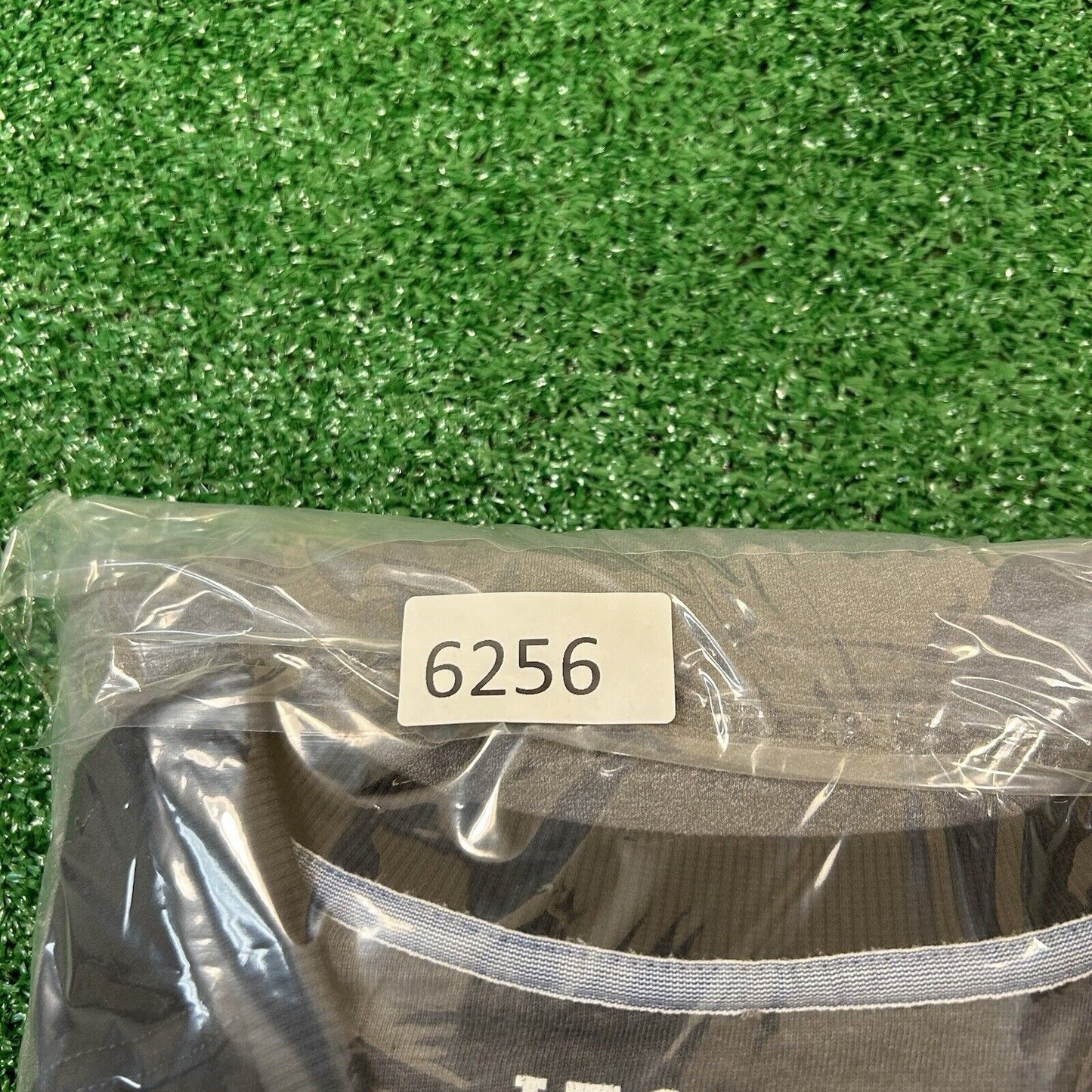 Izod Performance Sweater Mens XXL 2XL Gray Black Pullover Sweatshirt Stretch