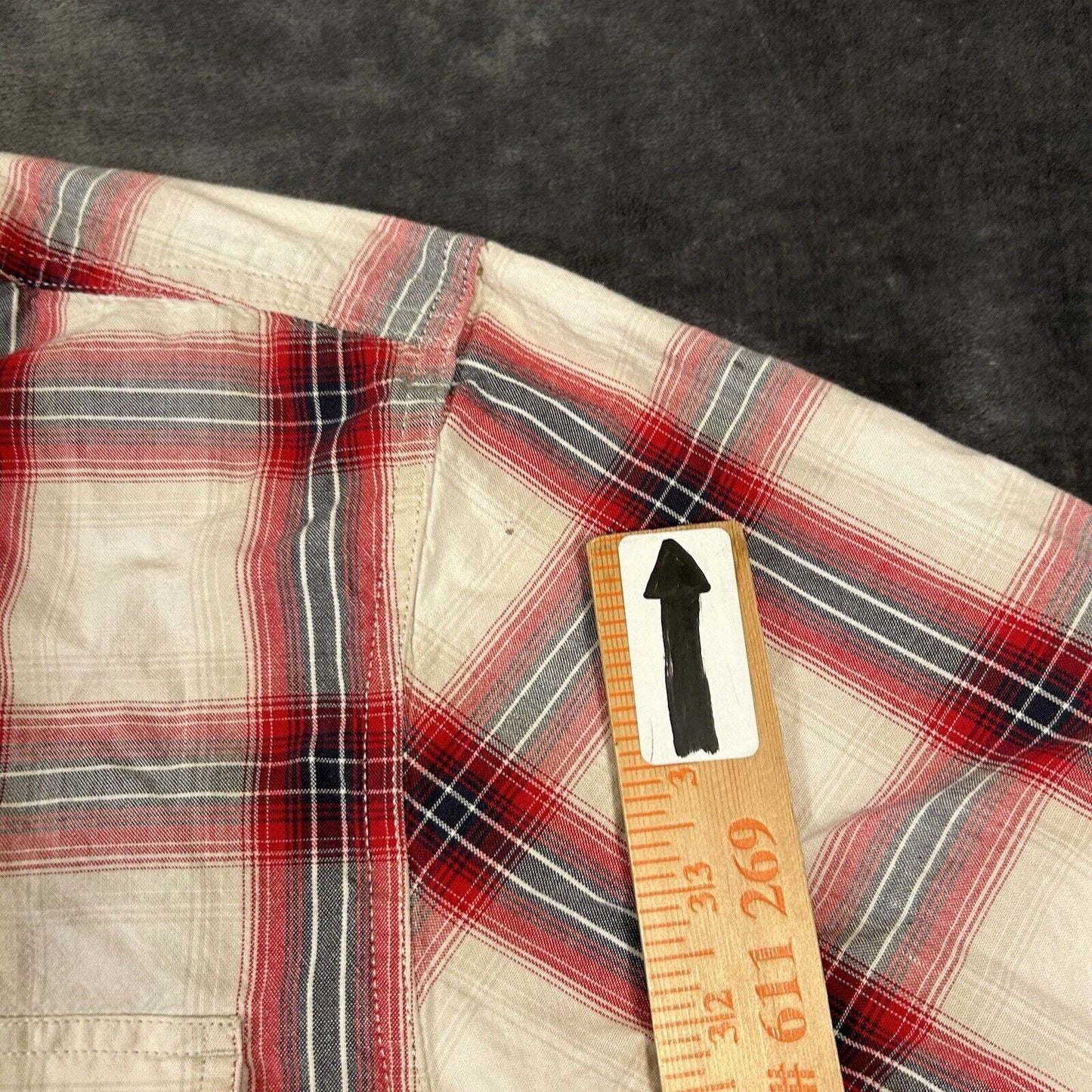 Carhartt Shirt Mens Extra Large White Red Plaid Button Up Short Sleeve Flap