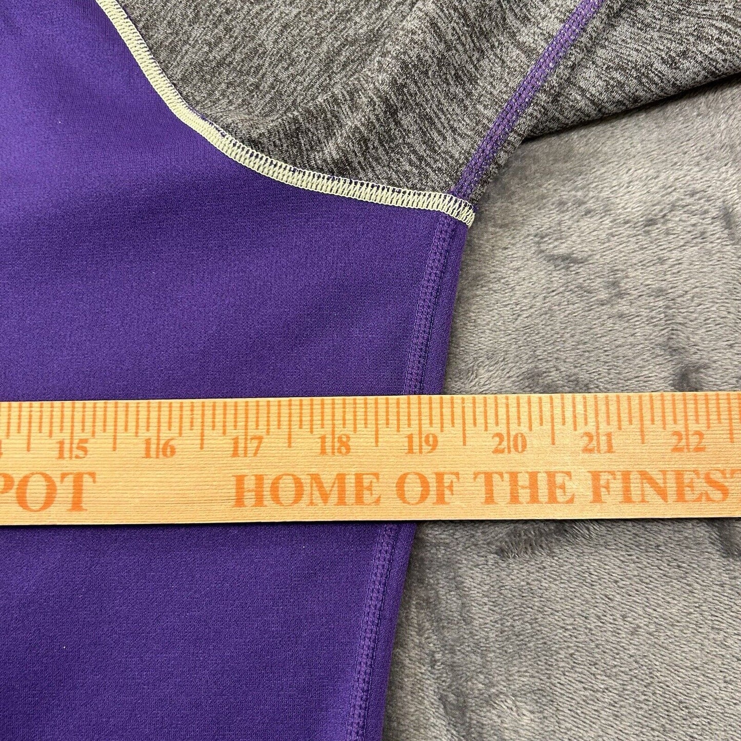 Nike Sweater Womens Medium Purple Pullover Hooded Sweatshirt Therma Fit Check