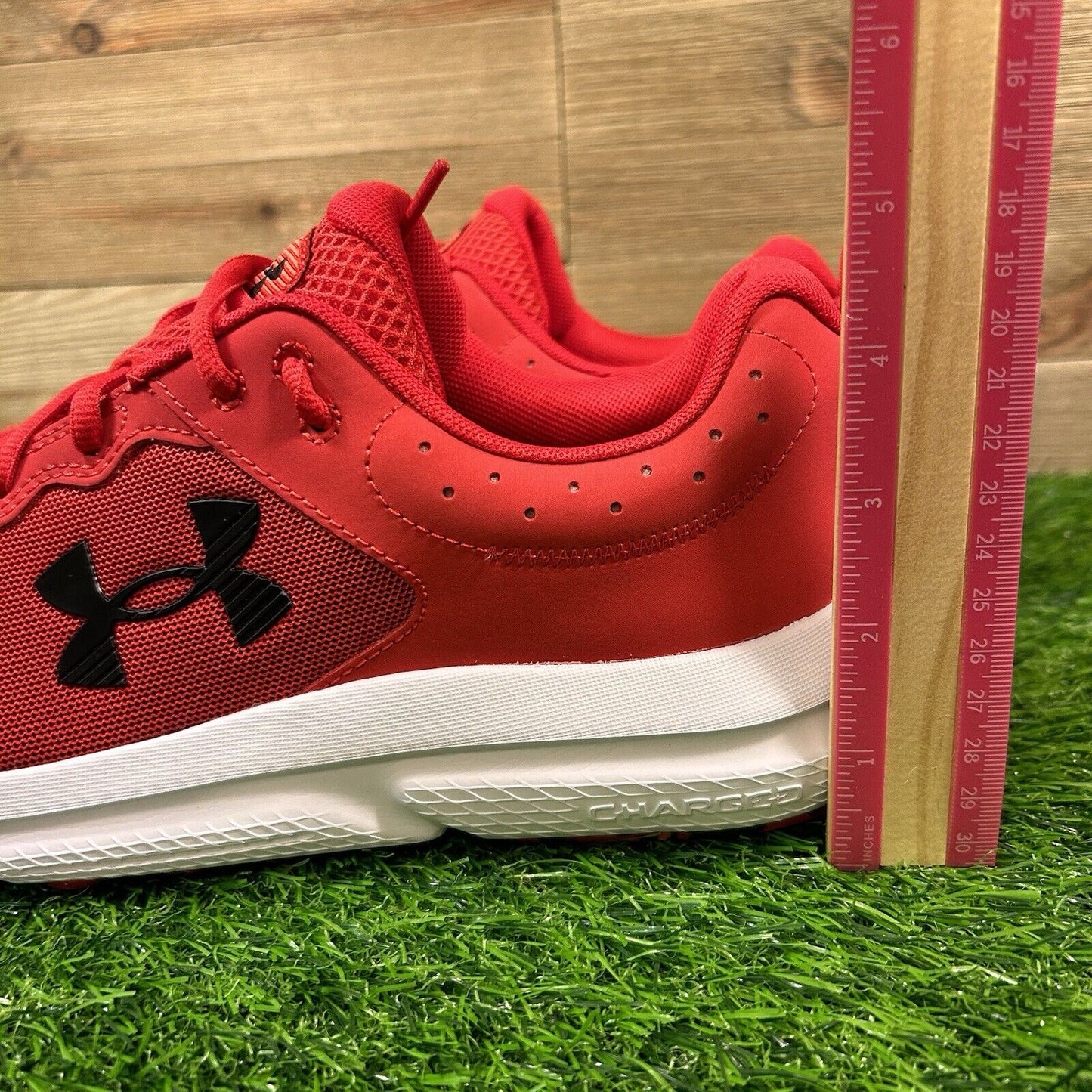 Under Armour Charged Assert 10 Mens Size 11 Red Shoes Sneaker Athletic NEW W/Box