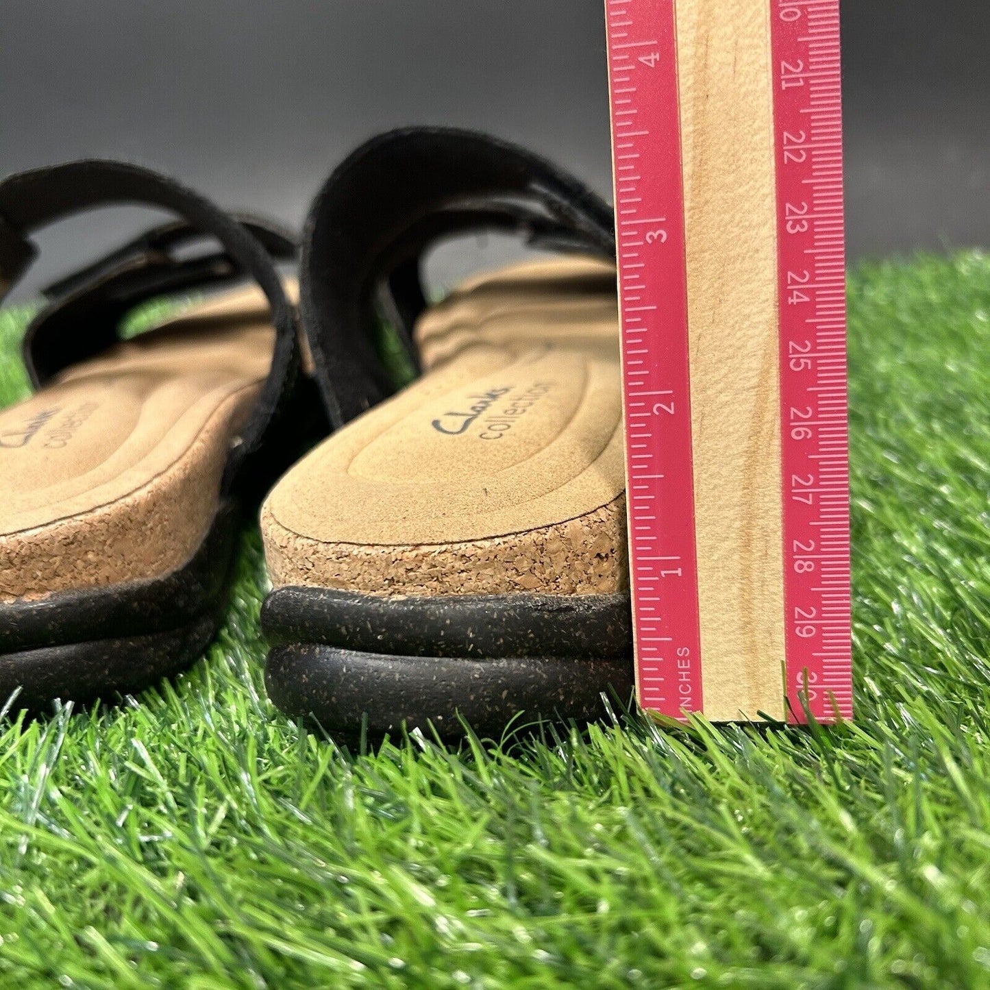 Clarks Roseville Bay Sandals Womens 9.5 M Black Slides Slip On Leather Straps